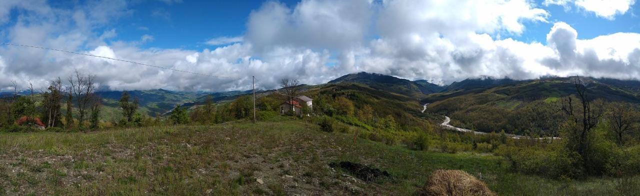 Le Spine B&B Sulla Via Francigena Berceto Exterior foto