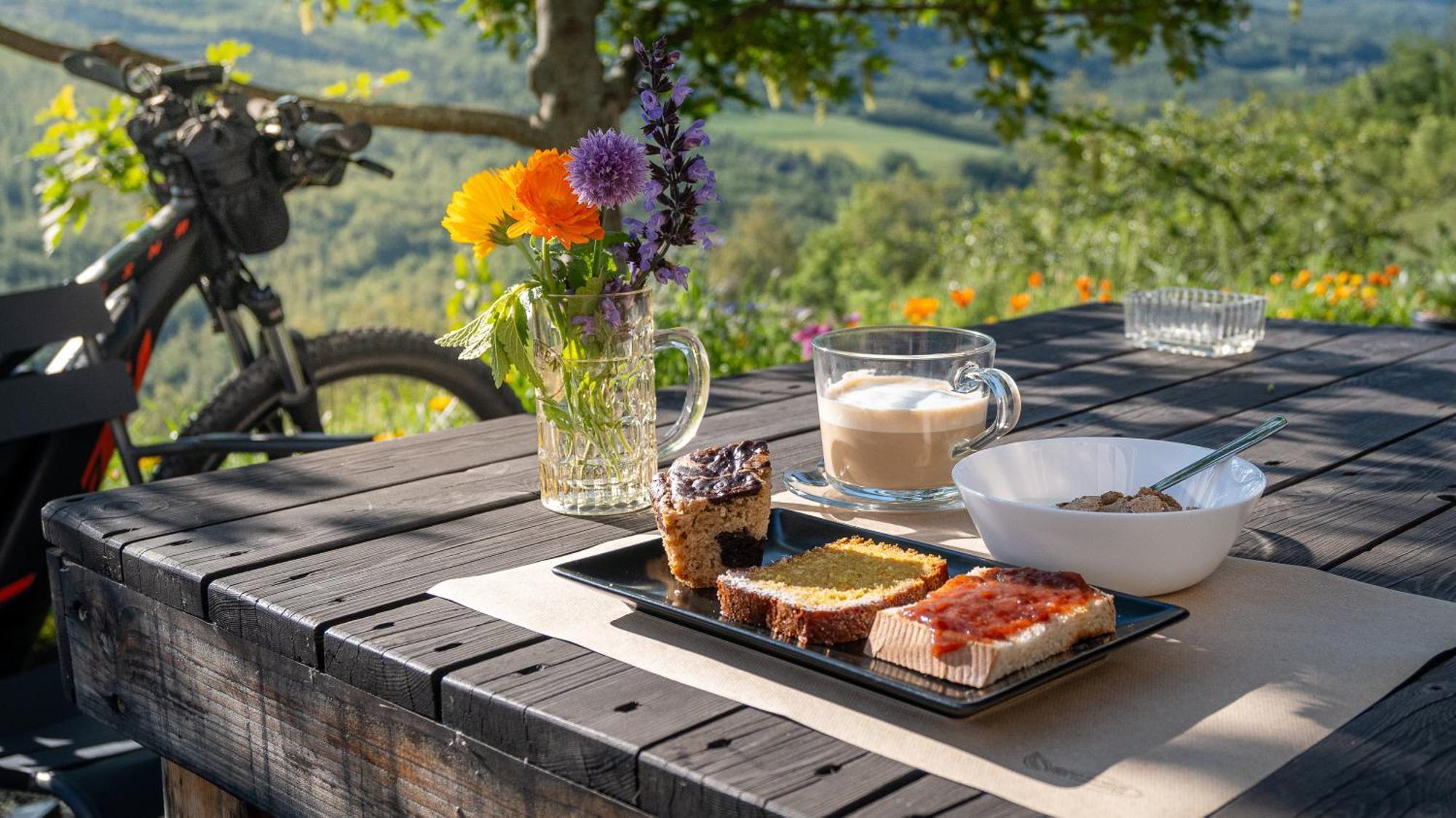 Le Spine B&B Sulla Via Francigena Berceto Exterior foto